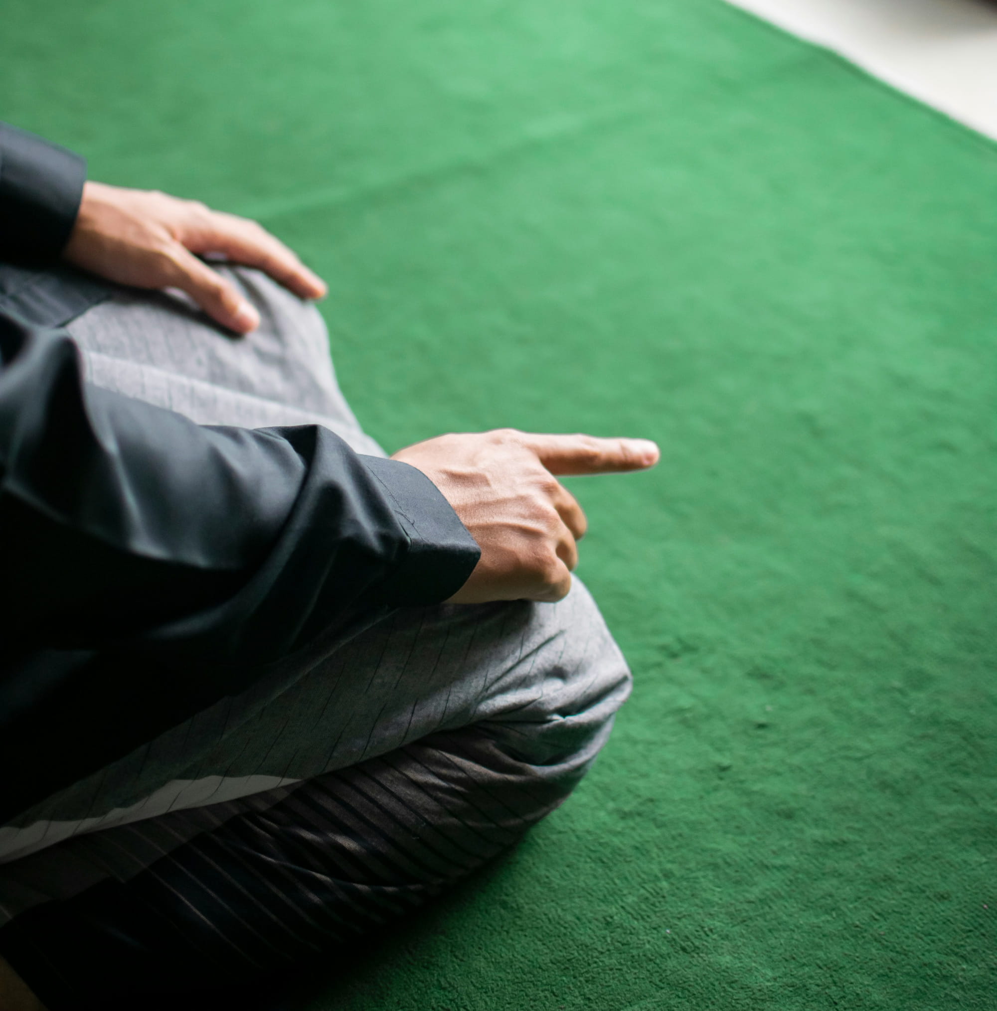 Index finger in Tashahhud | Fitrah Tawheed