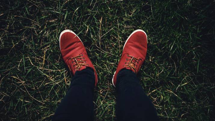 Mixed red clothes example